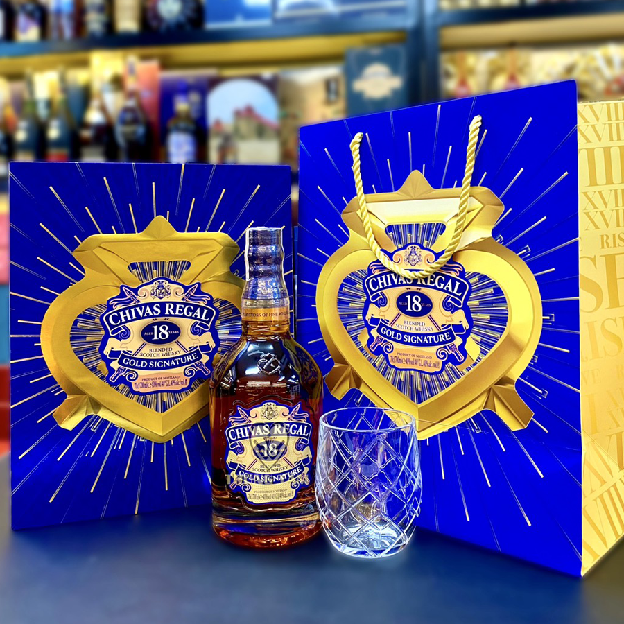 Giỏ quà rượu Chivas 12 là món quà đầy ý nghĩa cho dịp năm mới